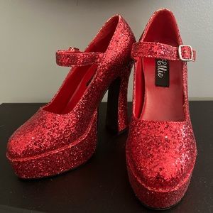 Red Glitter Platforms ❤️ 👠 Great for Halloween